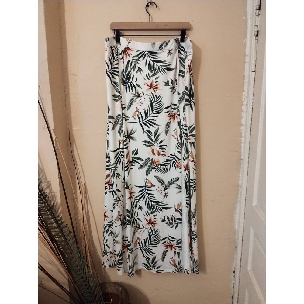 Shein Curve Plus 4XL Tropical Floral Double Side Split Maxi Skirt Off White